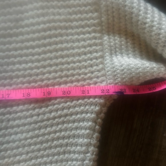 Forever 21 Cream Knit Top - Picture 3 of 5